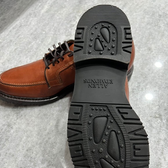 Allen Edmonds Wilbert Size 11 2A - Picture 4 of 6